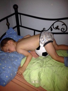 kids-sleeping-positions-funny-21